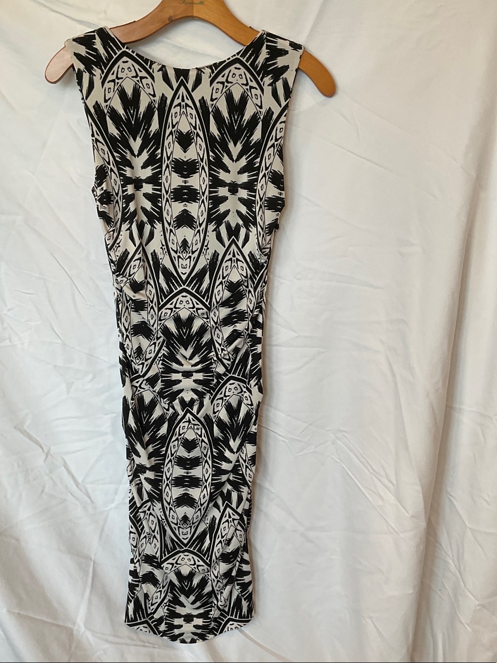 Nicole Miller Black and White Tribal Print Sheath Dress